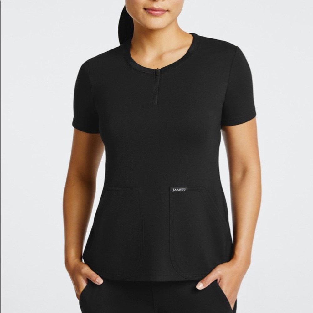 Jaanuu scrub top